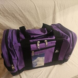Everest Purple Duffel Travel Bag NWT